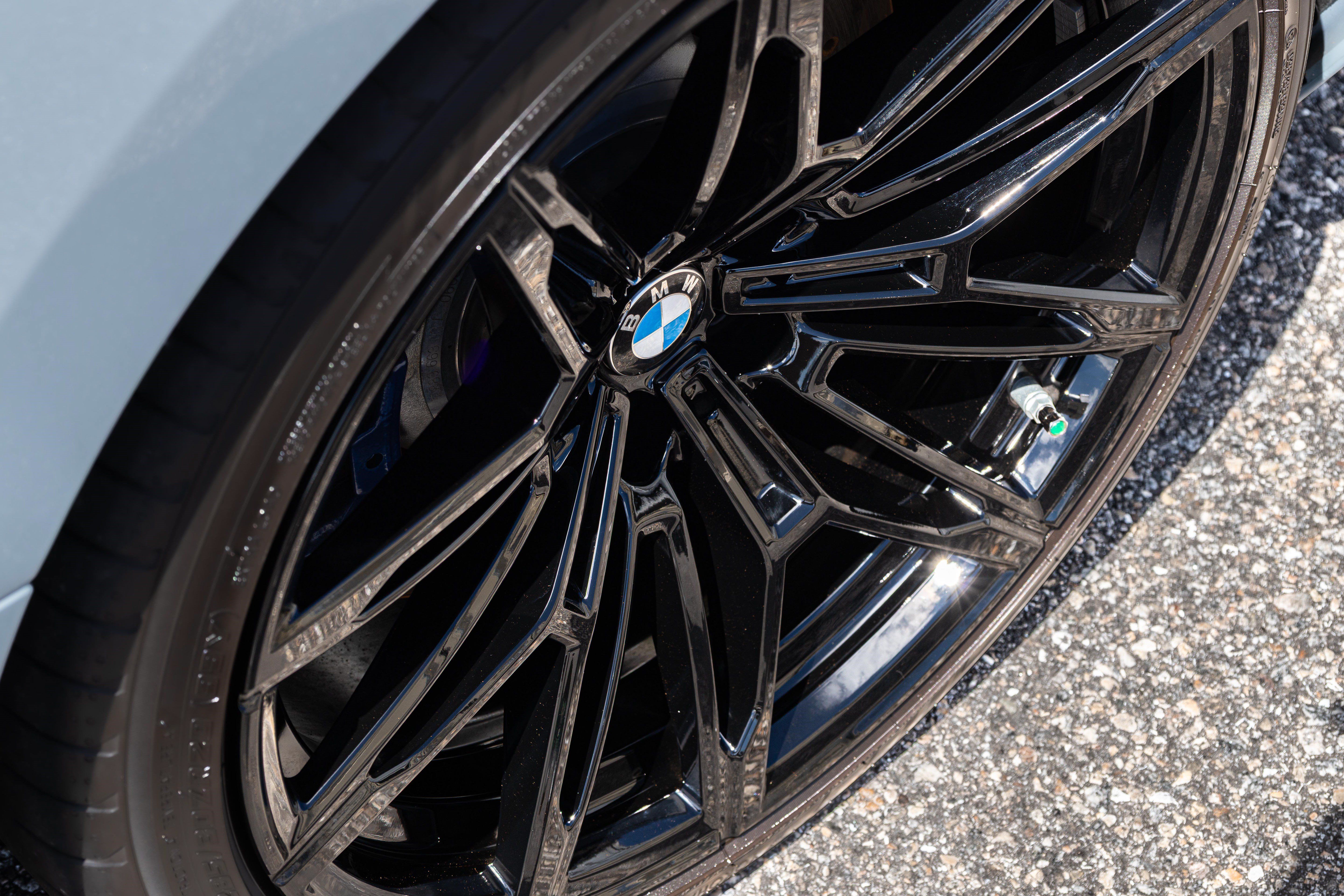 Used 2026 BMW M2 w/ Lighting Package RWD image 25