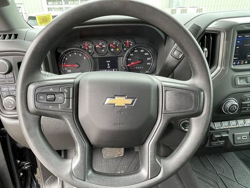 Used 2025 Chevrolet Silverado 2500 Custom w/ Custom Value Package AWD/4WD image 30