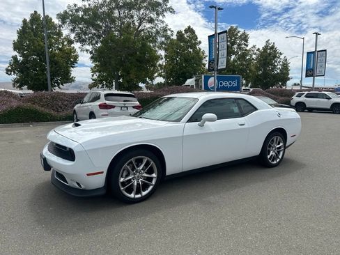 Used 2022 Dodge Challenger GT AWD/4WD image 5