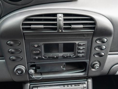 Used 2004 Porsche 911 GT3 image 19