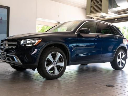 Certified 2022 Mercedes-Benz GLC 300 4MATIC image 3