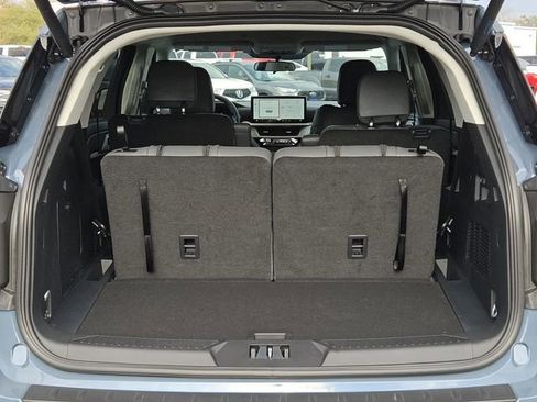 New 2026 Ford Explorer Active w/ Active Comfort Package image 11