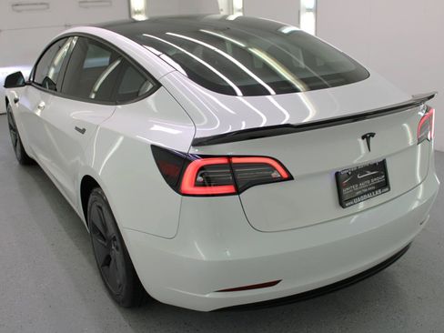 Used 2023 Tesla Model 3 Standard Range RWD image 8