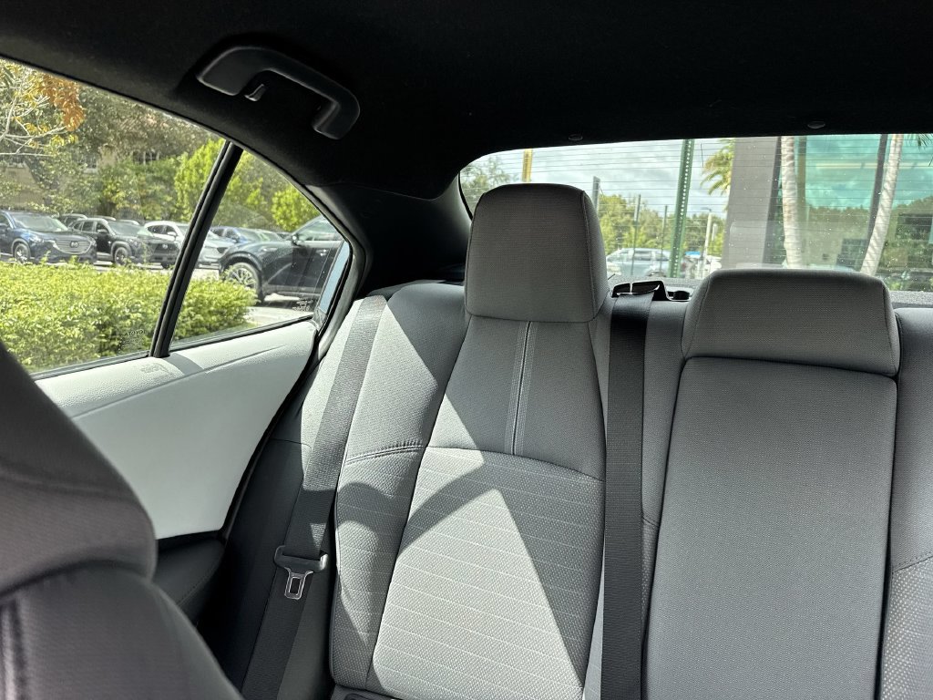 Used 2024 Toyota Corolla SE FWD image 17