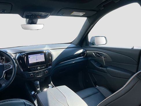 Used 2023 Chevrolet Traverse Premier AWD/4WD image 25