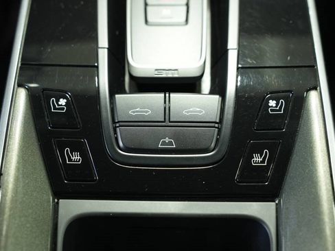 Used 2021 Porsche 911 Turbo S image 23