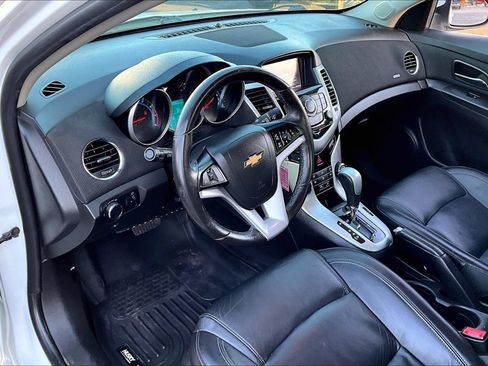 Used 2015 Chevrolet Cruze LT FWD image 13