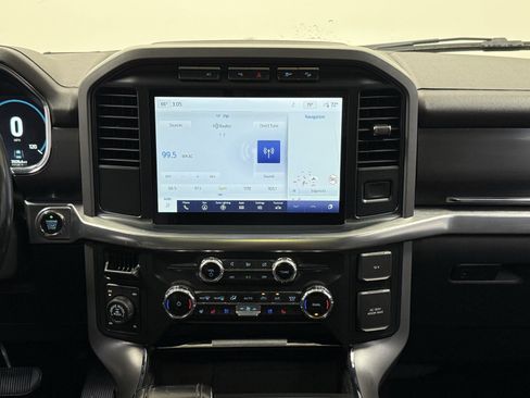 Used 2022 Ford F150 Lariat w/ Equipment Group 502A High image 30