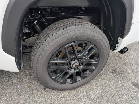 New 2026 Toyota Tundra SR5 image 29