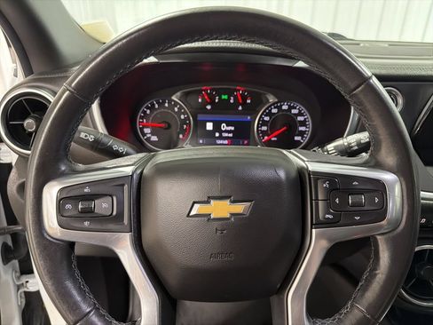 Used 2020 Chevrolet Blazer LT w/ Sound & Technology Package AWD/4WD image 24