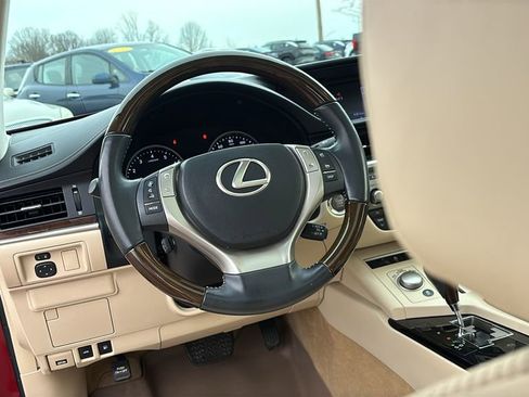 Used 2014 Lexus ES 350 w/ Premium Package image 13
