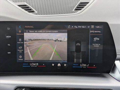 Used 2025 BMW X1 xDrive28i image 10