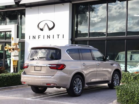 Certified 2023 INFINITI QX80 Luxe w/ Cargo Package image 4