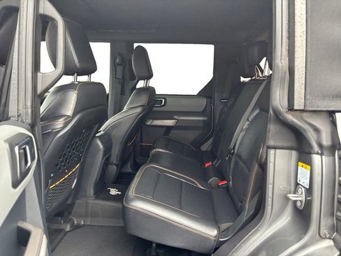 Used 2022 Ford Bronco Badlands image 21