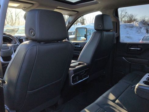 Used 2020 GMC Sierra 2500 Denali w/ Denali Ultimate Package image 16