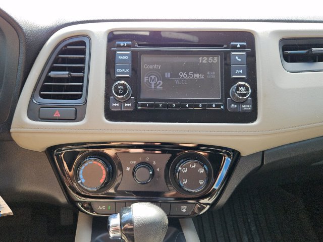 Used 2016 Honda HR-V LX image 17