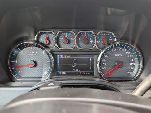 Used 2018 Chevrolet Silverado 1500 LT w/ All Star Edition AWD/4WD image 21