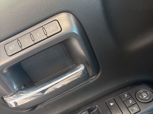 Used 2018 GMC Sierra 1500 SLT w/ SLT Premium Package image 6