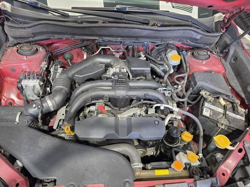 Used 2018 Subaru Forester 2.5i AWD/4WD image 32