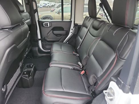 New 2026 Jeep Wrangler Unlimited Rubicon image 15