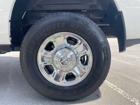New 2026 RAM 2500 Tradesman AWD/4WD image 28