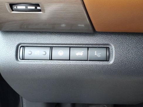 Used 2023 Nissan Pathfinder Platinum AWD/4WD image 23