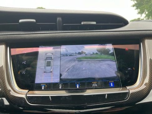 Certified 2023 Cadillac XT6 Sport w/ Platinum Package AWD/4WD image 27