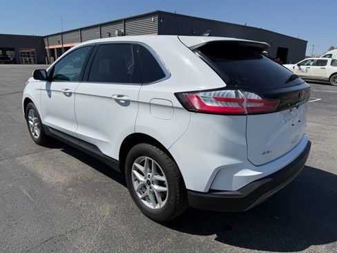 Certified 2024 Ford Edge SEL w/ Convenience Package AWD/4WD image 6