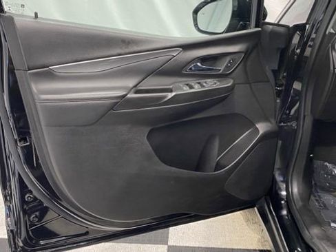Used 2023 Chevrolet Bolt LT image 14