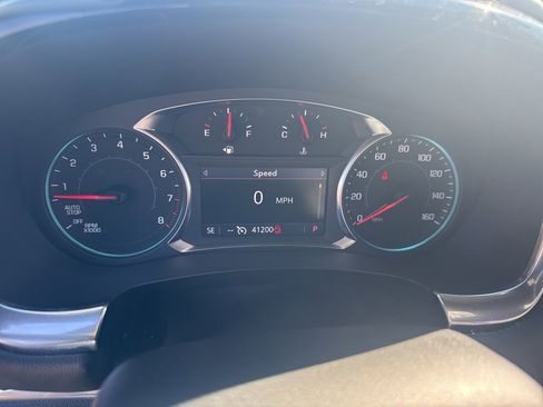 Used 2023 Chevrolet Traverse LT w/ Midnight/Sport Edition image 22