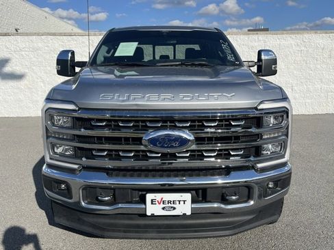 Used 2024 Ford F250 Lariat w/ Chrome Package image 2