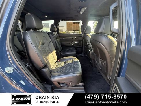 Certified 2025 Kia Telluride SX Prestige X-Line AWD/4WD image 28
