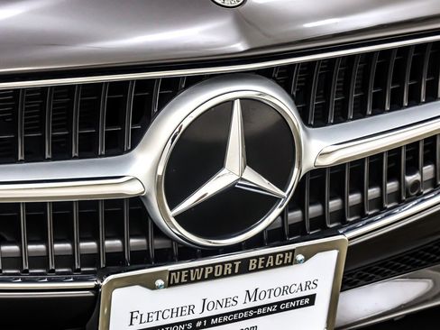 Used 2025 Mercedes-Benz C 300 Sedan image 14