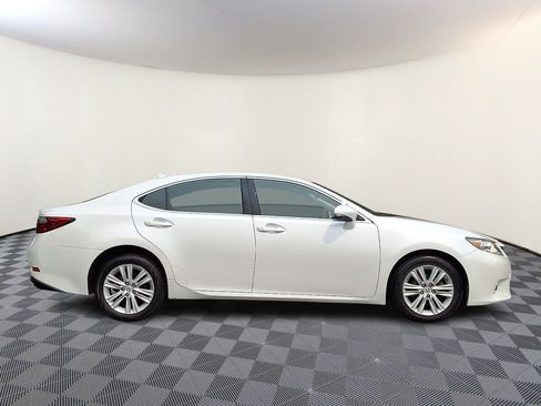 Used 2014 Lexus ES 350 w/ Premium Package FWD image 7