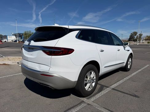 Used 2020 Buick Enclave Essence w/ Sound and Sites Package FWD image 5