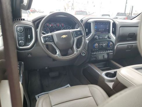 Used 2020 Chevrolet Silverado 2500 LTZ w/ LTZ Plus Package image 12