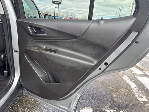 Used 2024 Chevrolet Equinox LT w/ LPO, Floor Liner Package AWD/4WD image 20
