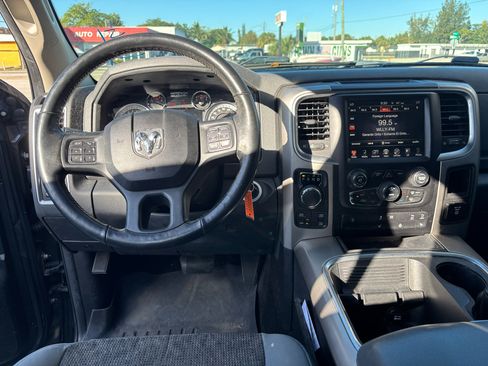 Used 2017 RAM 1500 Big Horn image 9