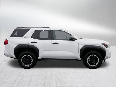 Certified 2025 Toyota 4Runner TRD Off-Road Premium image 8