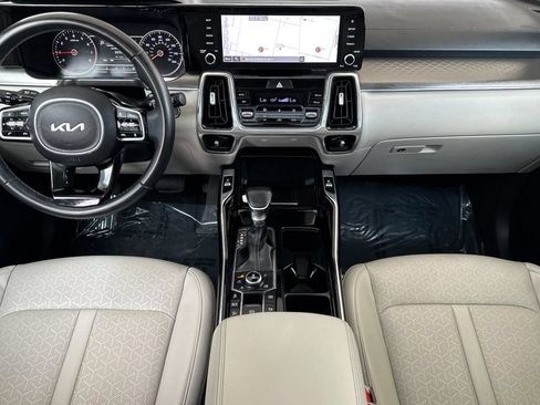 Used 2022 Kia Sorento SX AWD/4WD image 13