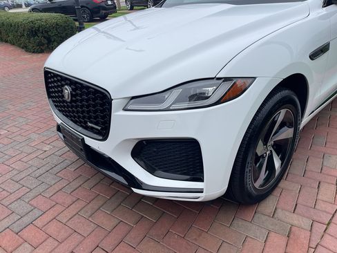 Used 2025 Jaguar F-PACE R-Dynamic S image 2