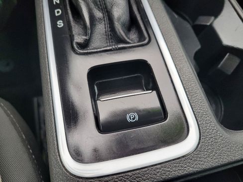 Used 2018 Ford Escape S FWD image 23