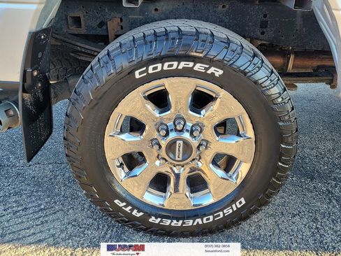 Used 2017 Ford F250 Lariat w/ Chrome Package image 5