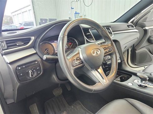 Used 2021 INFINITI QX50 Luxe w/ Appearance Package image 18
