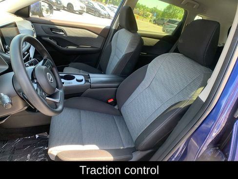 Used 2023 Nissan Rogue SV AWD/4WD image 13