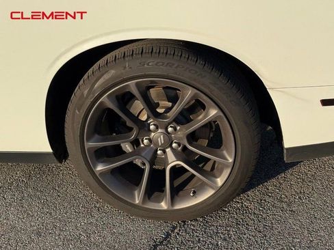 Used 2022 Dodge Challenger R/T Scat Pack w/ Plus Package image 4