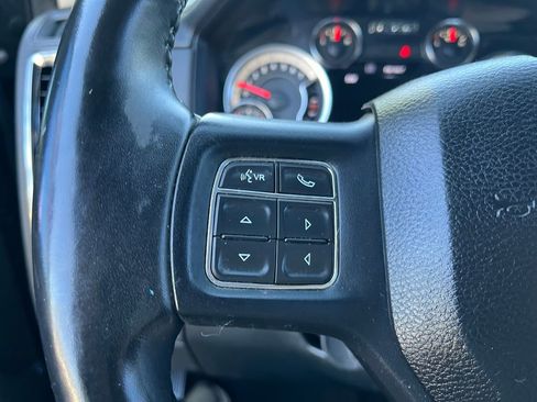 Used 2017 RAM 1500 Sport w/ Black Ram 1500 Sport Group image 29