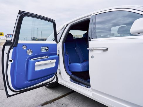 Used 2019 Rolls-Royce Ghost image 32