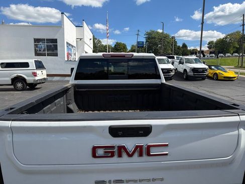 Used 2022 GMC Sierra 3500 SLE w/ SLE Convenience Package AWD/4WD image 8