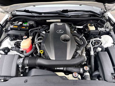 Used 2017 Lexus IS 200t RWD image 13